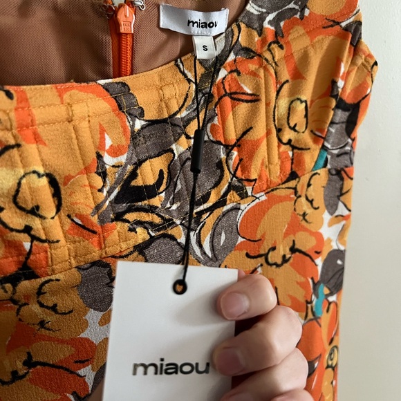 Miaou Vivi - Parisian Dress - Picture 4 of 7